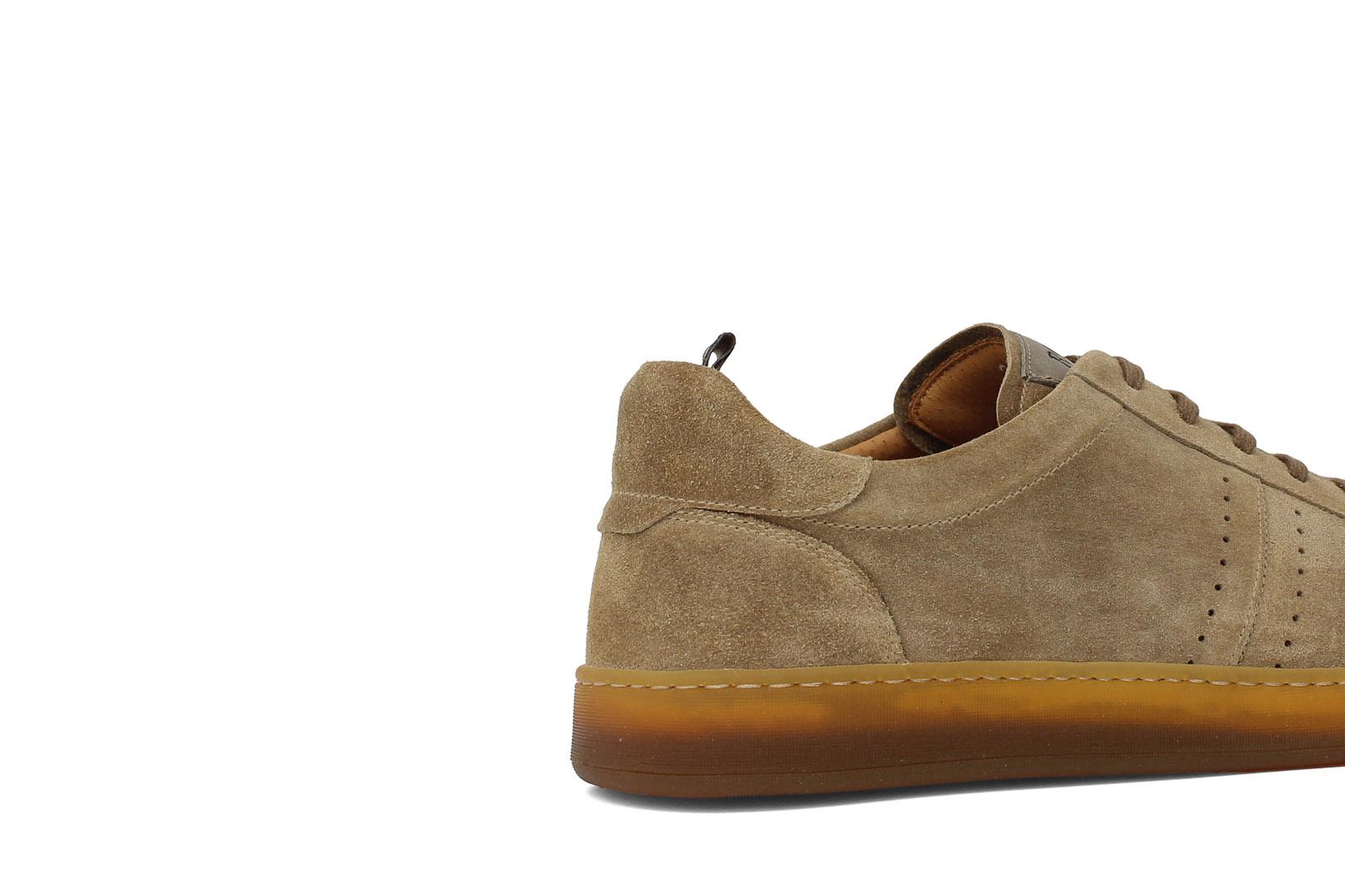 Sneaker in camoscio lavato sabbia con fondo in puro caucciù 275SALC 137 ROSSI