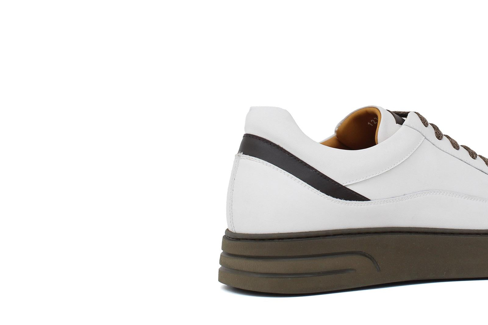 Sneakers in vitello crema e fondo in gomma leggera 1276PCREM 140 UN ROSSI