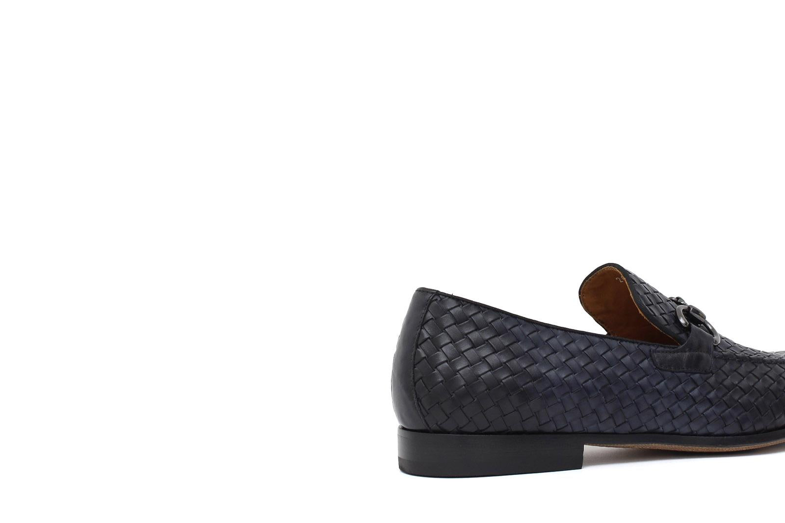 Mocassino lavorazione a sacchetto intero in vitello intrecciato blu con fondo in cuoio antiscivolo cucito blake 268VCBLU 260 ROSSI