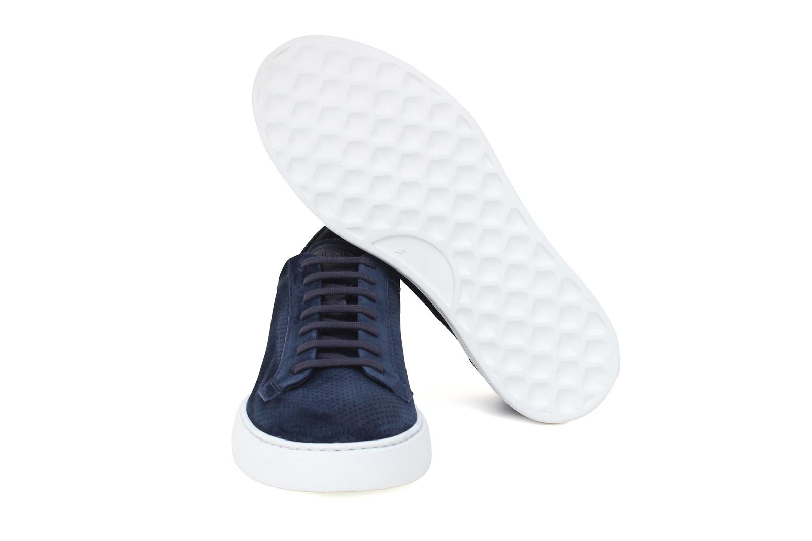 Sneaker in camoscio traforato color blu navy e fondo in gomma leggera 326ROVNA 161 ROSSI
