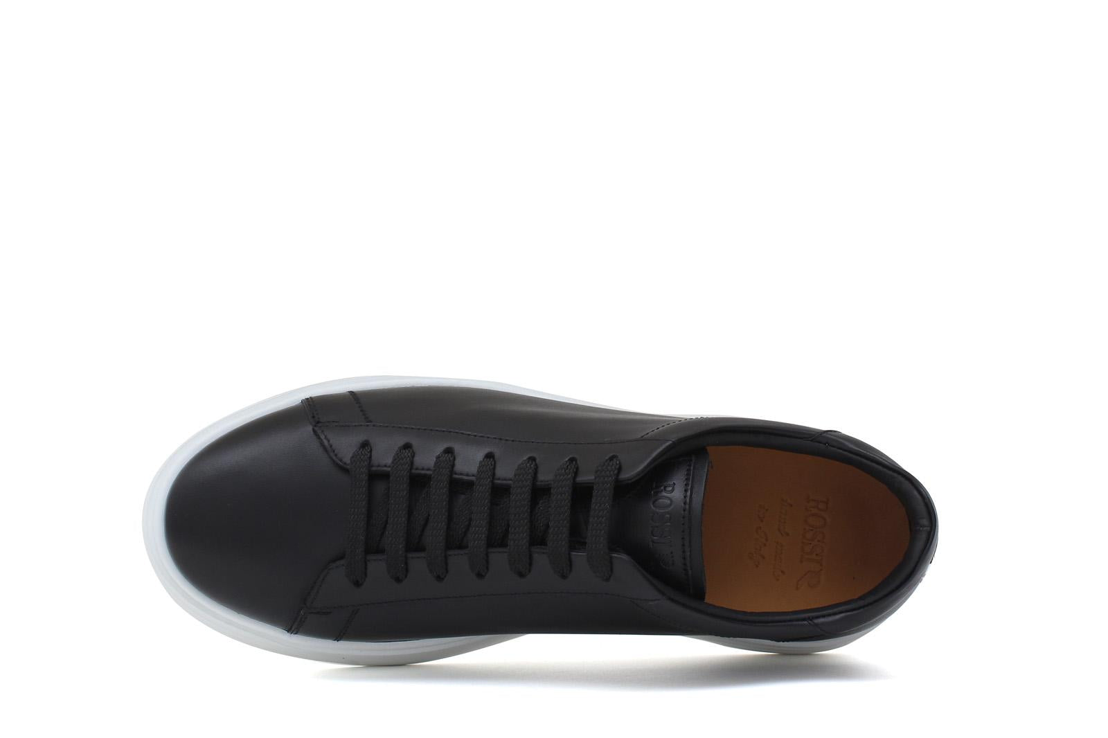Sneakers in vitello nero e fondo in gomma leggera 1043LPNE 195 ROSSI