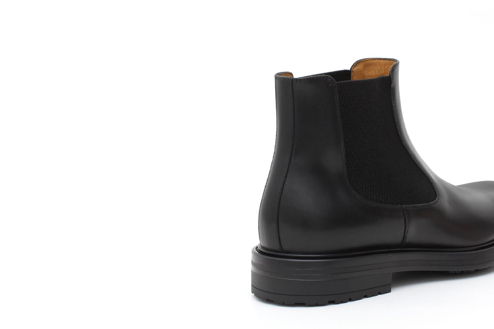 Stivaletto beatles in vitello a fiore nero e fondo in gomma 9154PSERN 1069 ROSSI