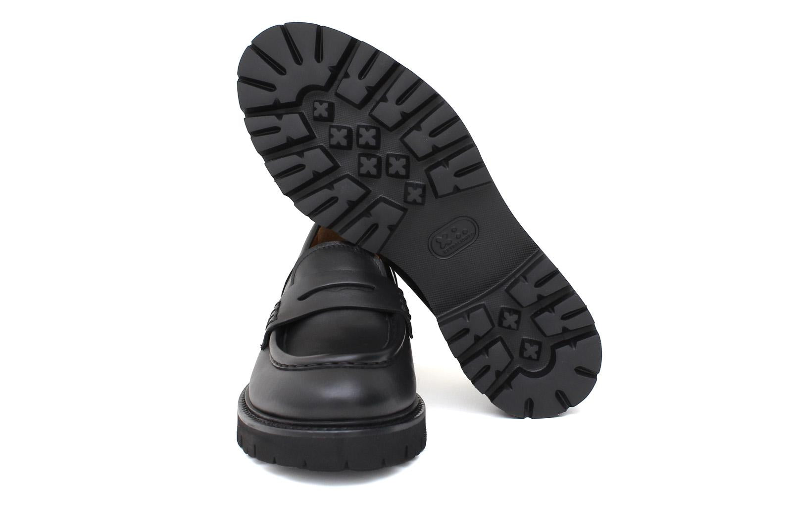 Mocassino donna stile ingegnere in vitello naturale nero e fondo in gomma leggera D212VANE 9 ROSSI