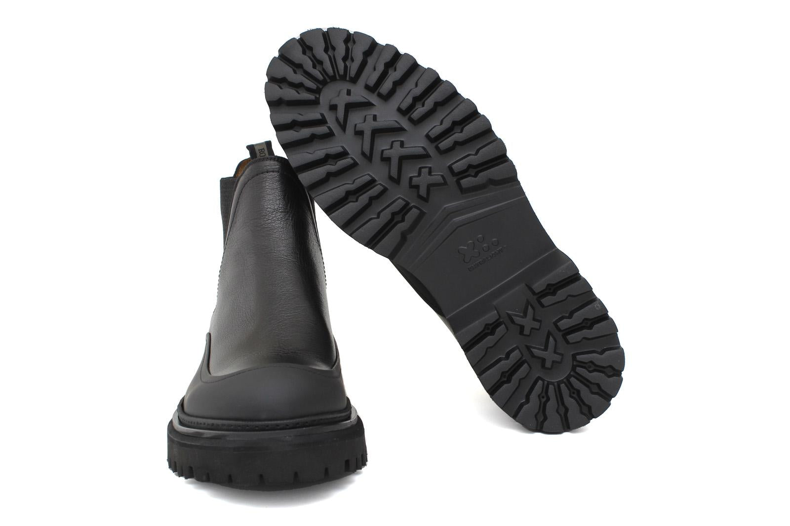 Stivaletto con elastico in bufalo nero e caucciù con fondo gomma leggera 414PBFNE 631 ROSSI