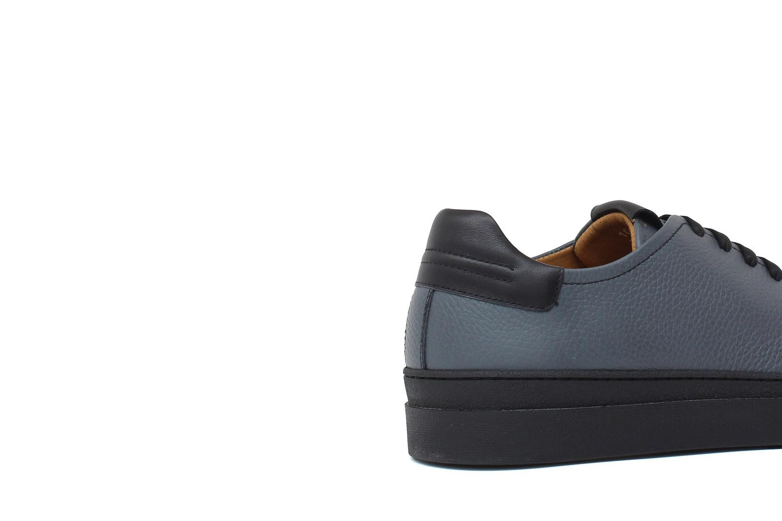 Sneakers in vitello bottalato carta da zucchero con fondo in gomma 109MG 1118 ROSSI
