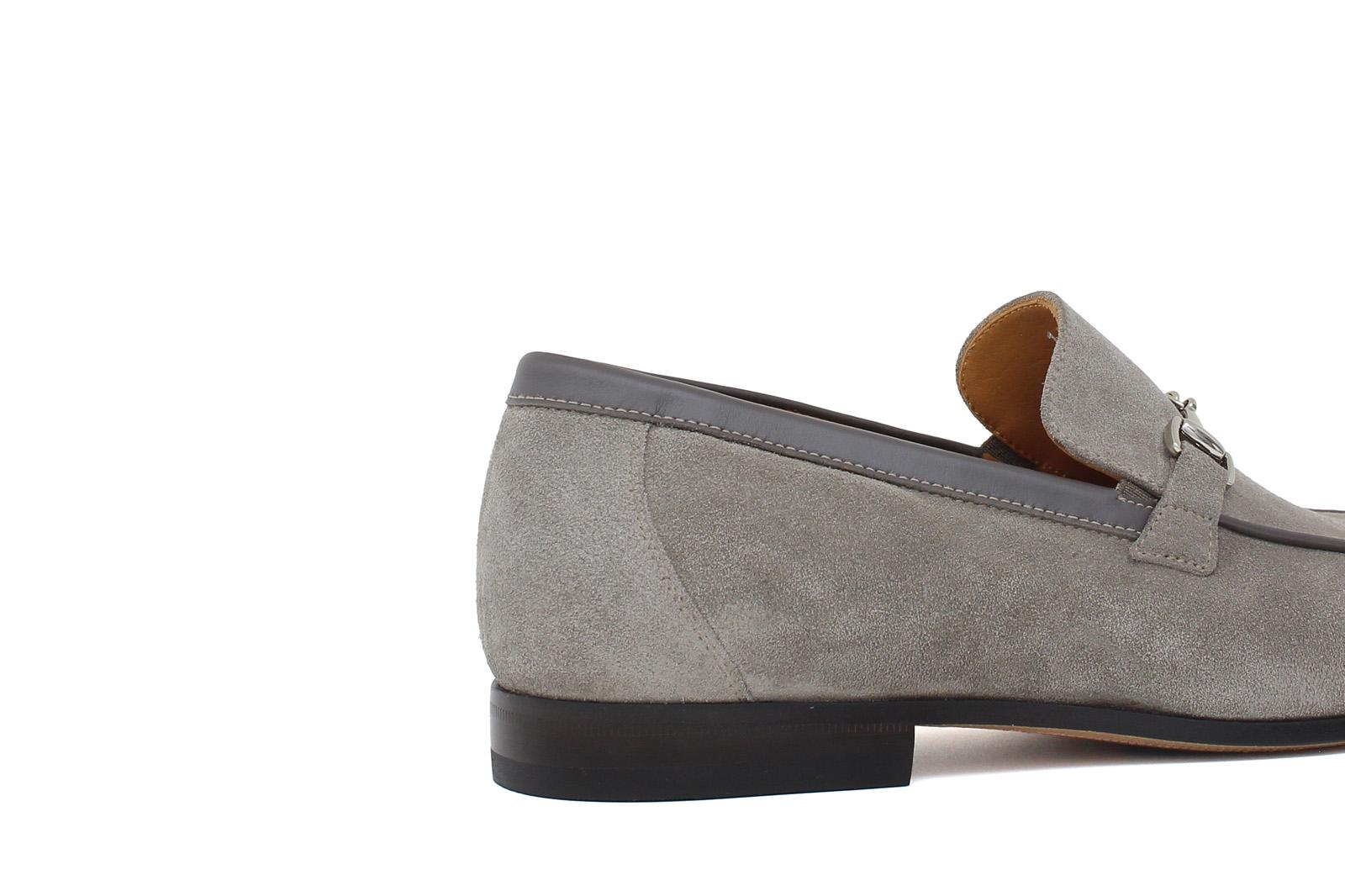 Mocassino con accessorio in suede color sabbia e fondo in cuoio con inserto antiscivolo 1465FLOOSS 67 ROSSI