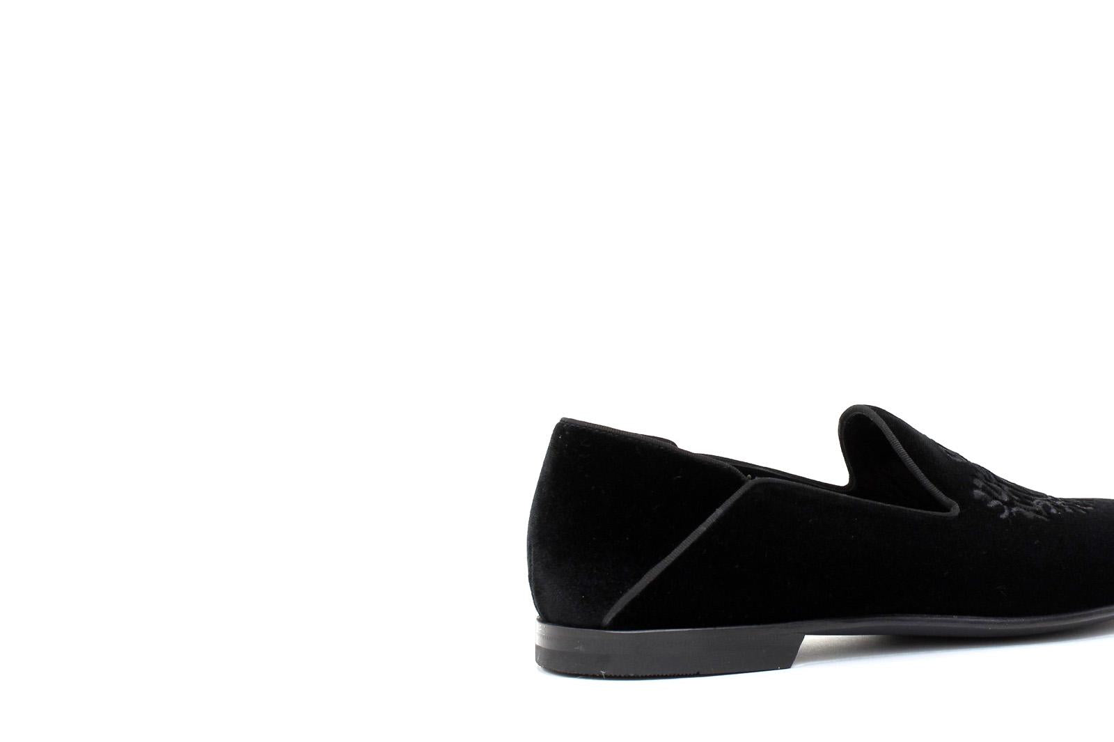 Pantofola con ricamo Rossi in velluto nero con fondo cuoio antiscivolo 225SCDNE 216 ROSSI