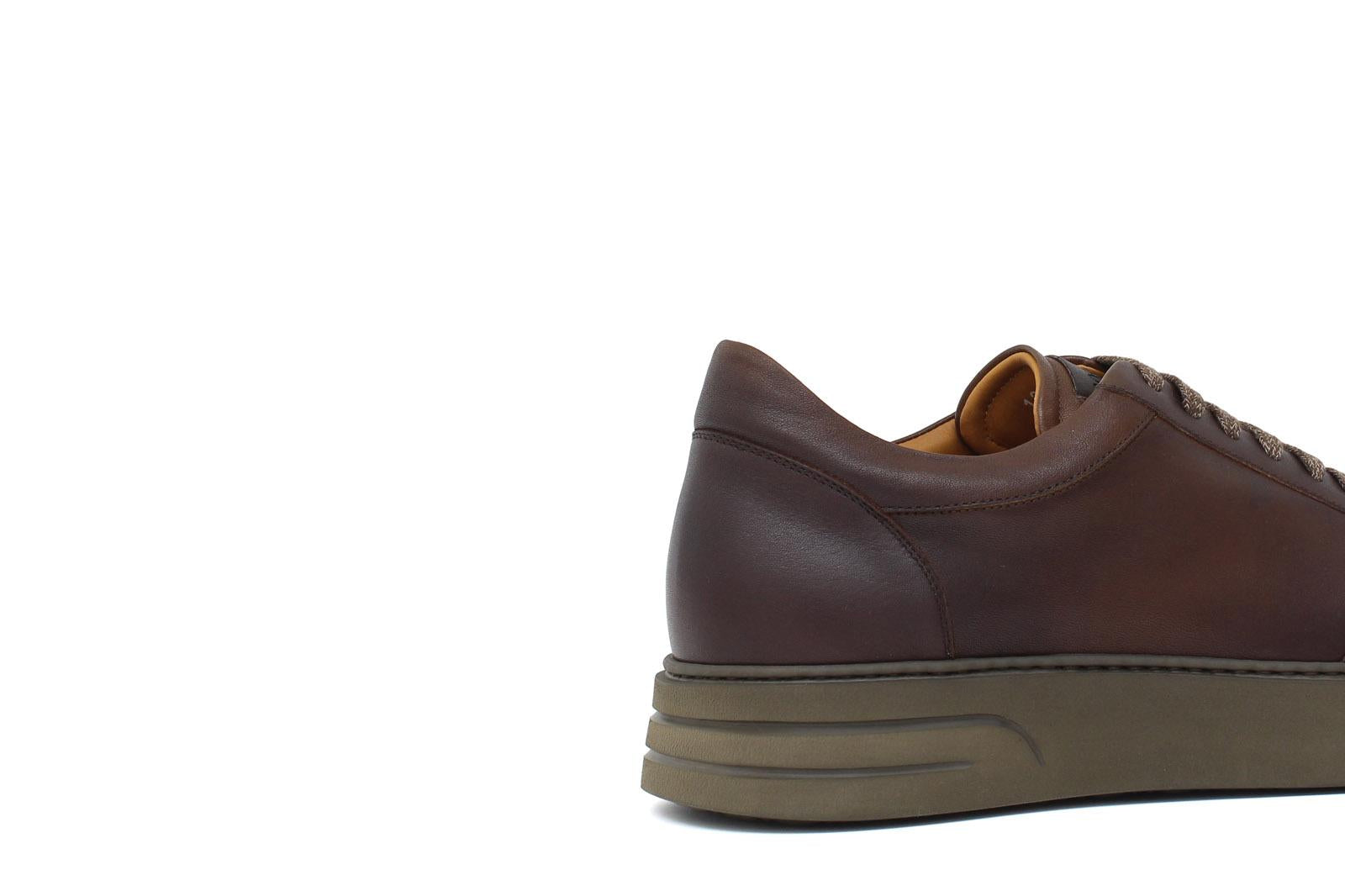 Sneakers in vitello naturale anticato marrone e fondo in gomma leggera 1254VCAS 1115 ROSSI