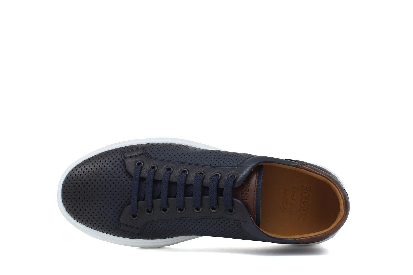 Sneaker in vitello naturale traforato nel colore blu sfumato e fondo in gomma leggera 326DIXBLU 187 ROSSI