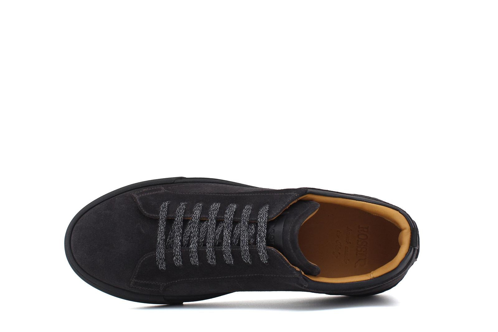 Sneakers in camoscio ingrassato colore carbone con fondo in gomma 872HSCAR 20 UN ROSSI