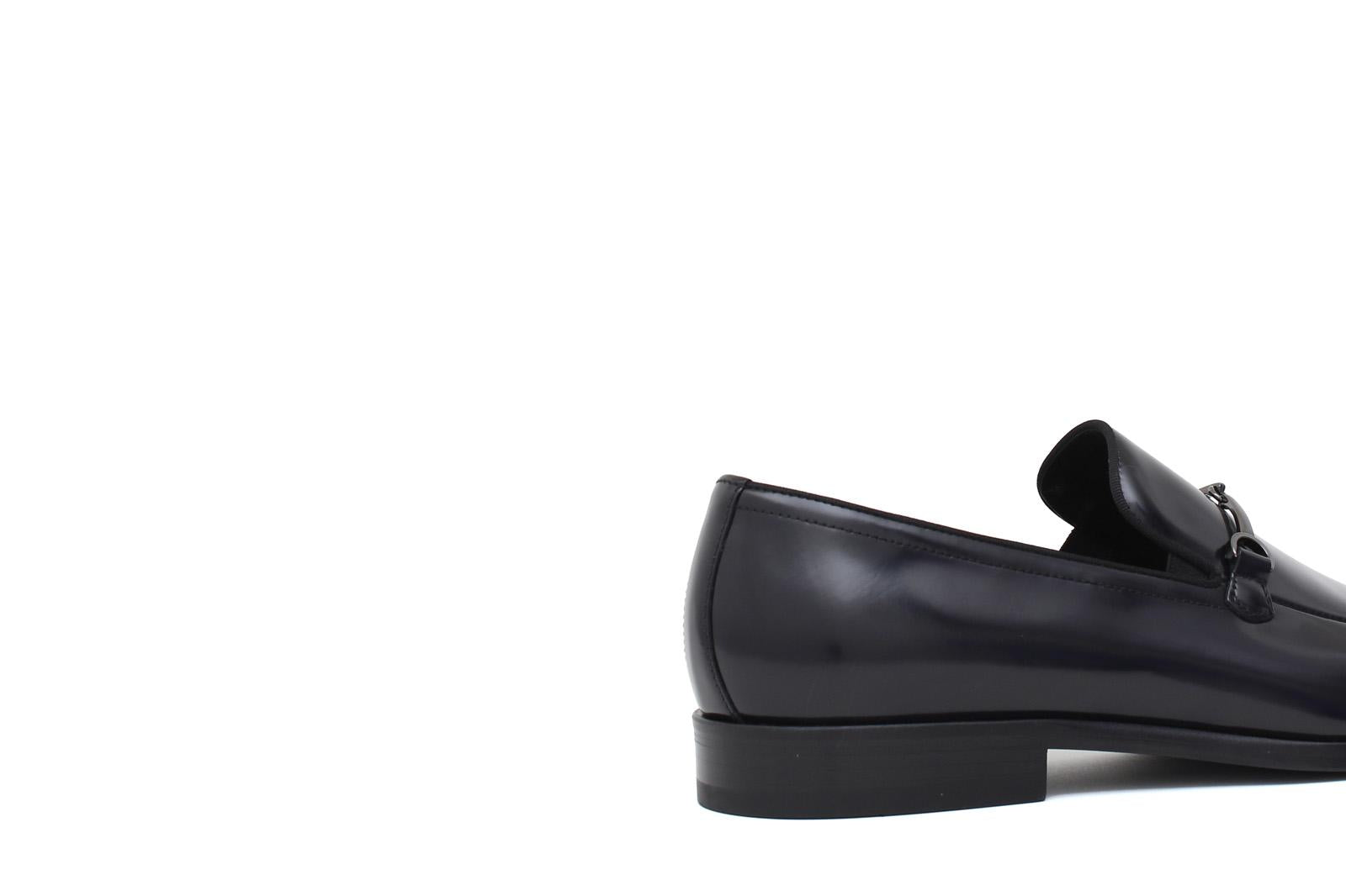 Mocassino con accessorio in vitello spazzolato blu scuro con fondo in cuoio 621TBLU 55 ROSSI