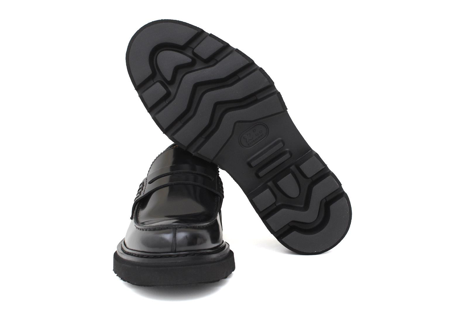 Mocassino College in vitello spazzolato nero e fondo in gomma leggera 5316RCALN 314 ROSSI