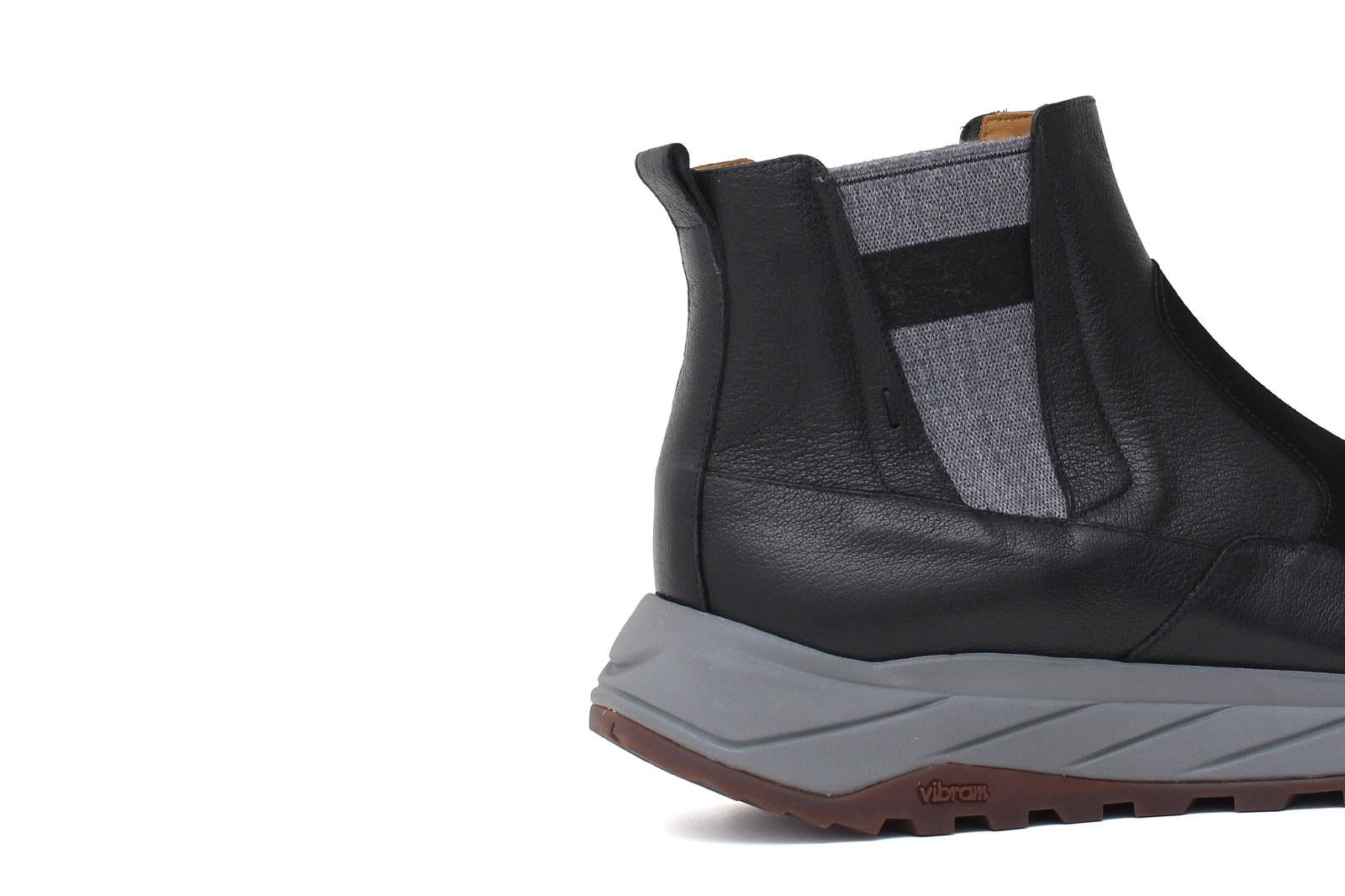 Sneakers modello beatles con elastico bicolore in bufalo e camoscio nero con fondo vibram 861PBUFN 1045 ROSSI