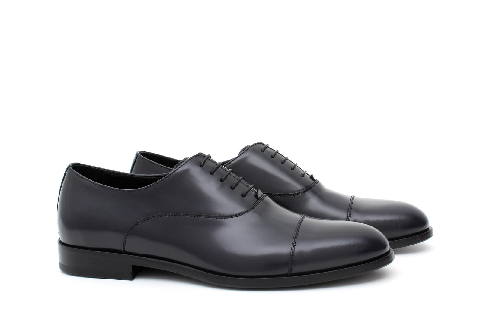 Francesina con puntalino in vitello spazzolato blu scuro con fondo in cuoio<BR/> 300TBLU 609 ROSSI
