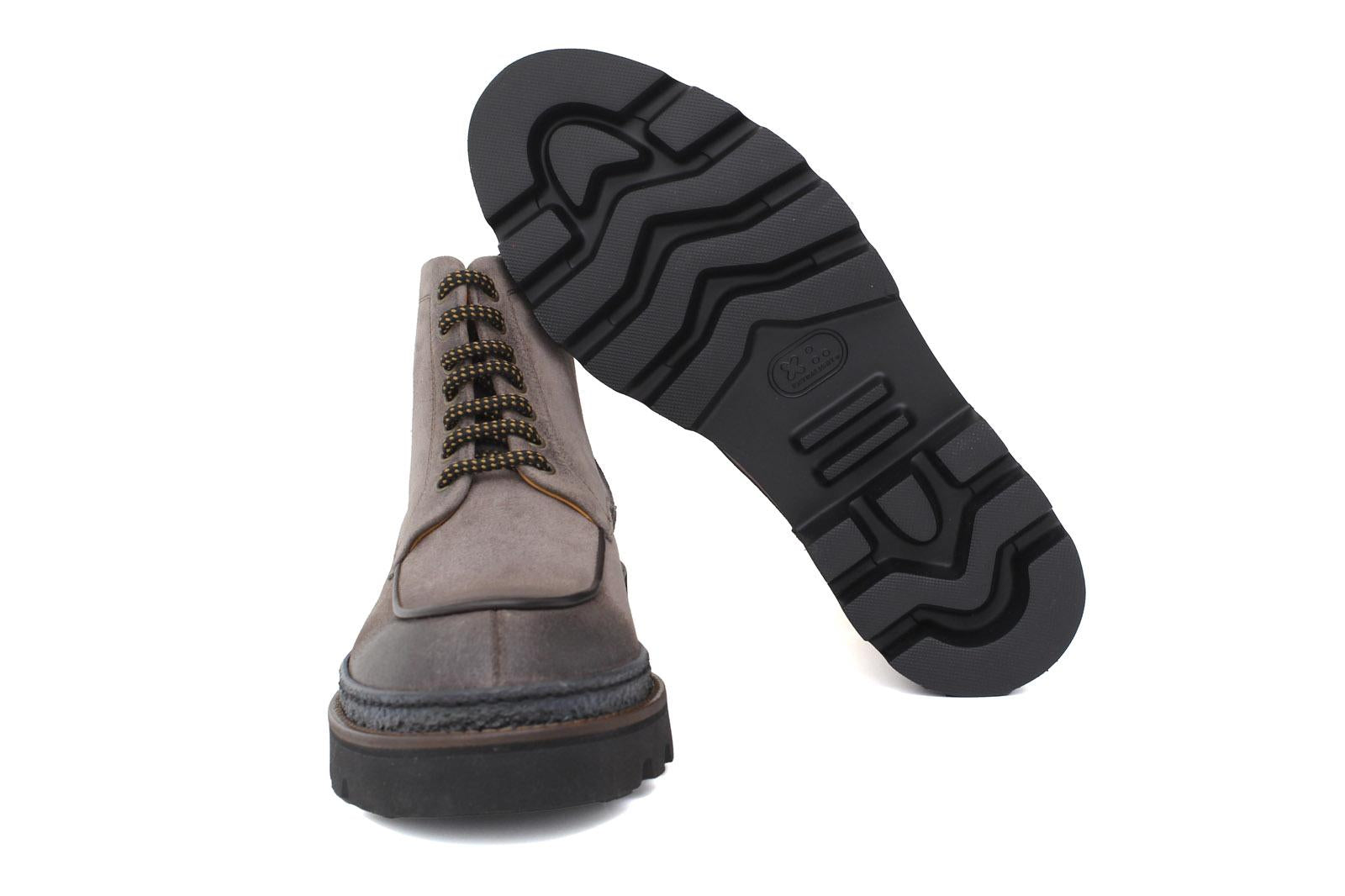 Stivaletto stringato in camoscio ingrassato tortora e fondo in gomma leggera 119PRHSBIS 400 ROSSI