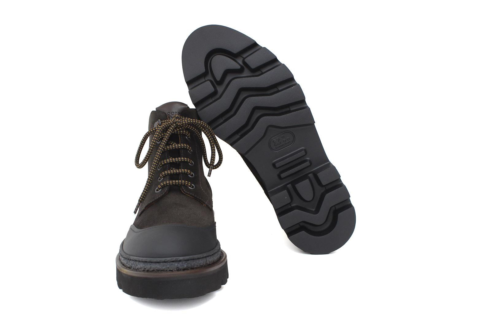 Stivaletto stringato in camoscio ingrassato testa di moro, riporto in caucciù e fondo in gomma leggera 850PHSM 1087 ROSSI