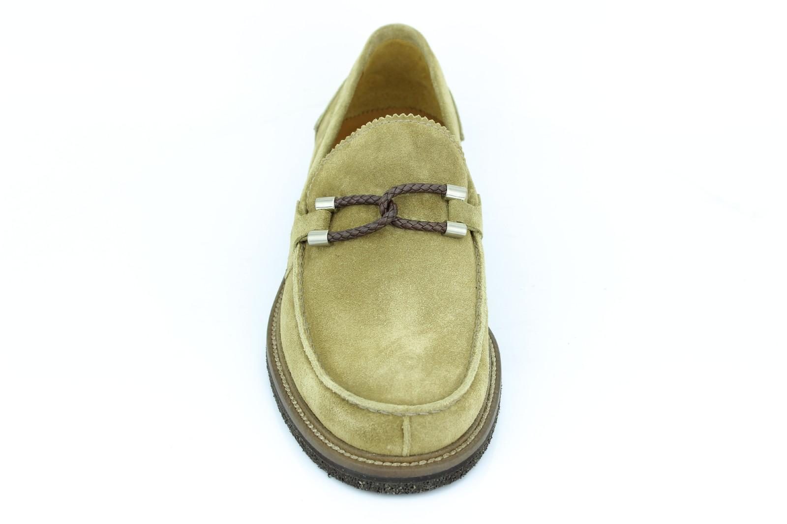 Mocassino in camoscio color paglia con fondo in gomma porosa leggera 8705SALC 57 UN ROSSI