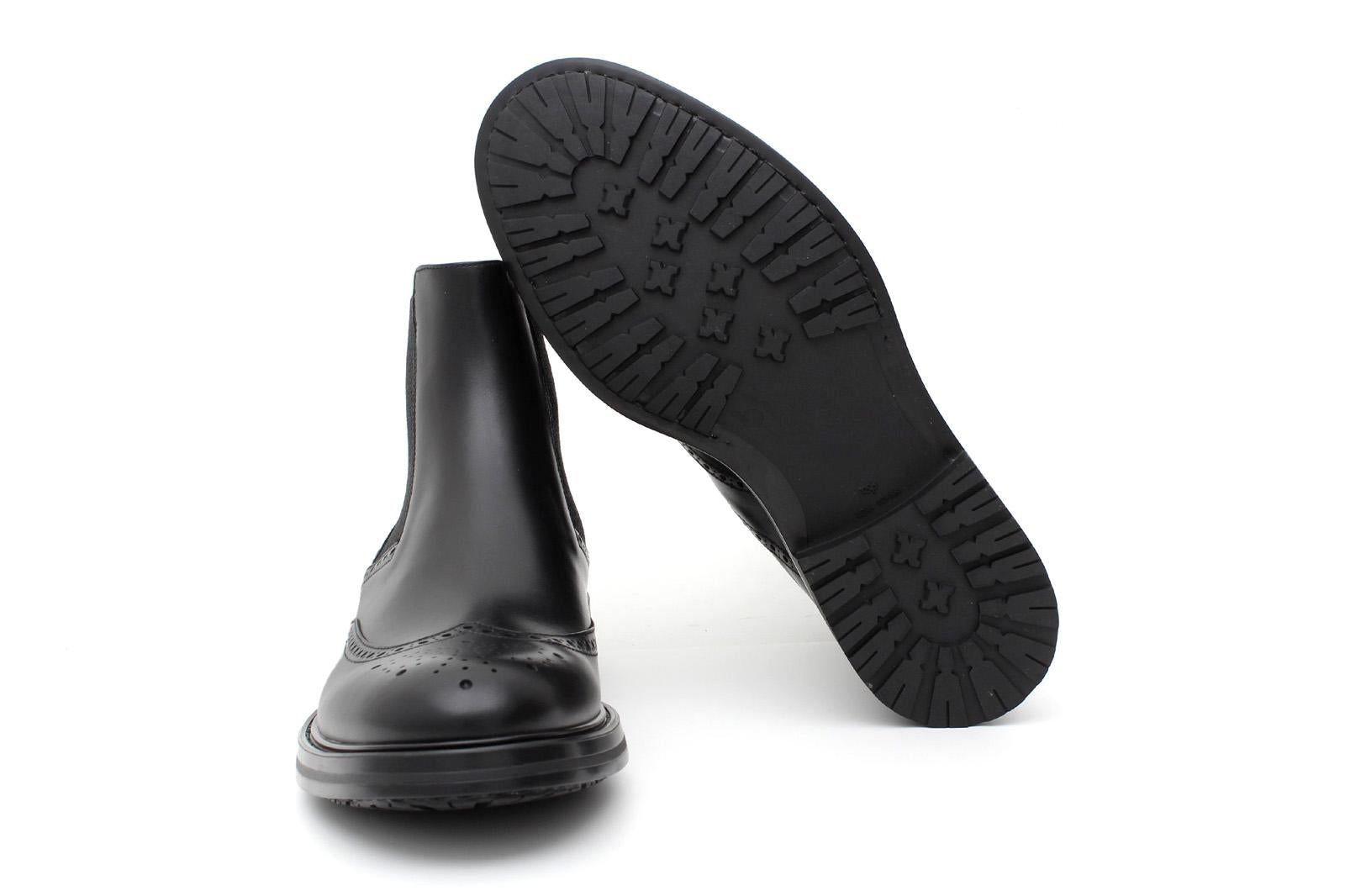 Stivaletto con elastico stile inglese in vitello a fiore nero e fondo in gomma 9176PSNER 281 ROSSI