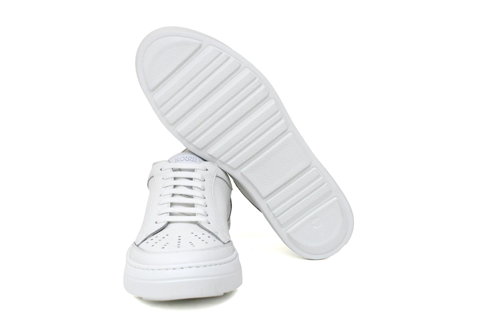 Sneaker in vitello bottalato color bianco e fondo in gomma leggera 643VBOFFW 958 ROSSI