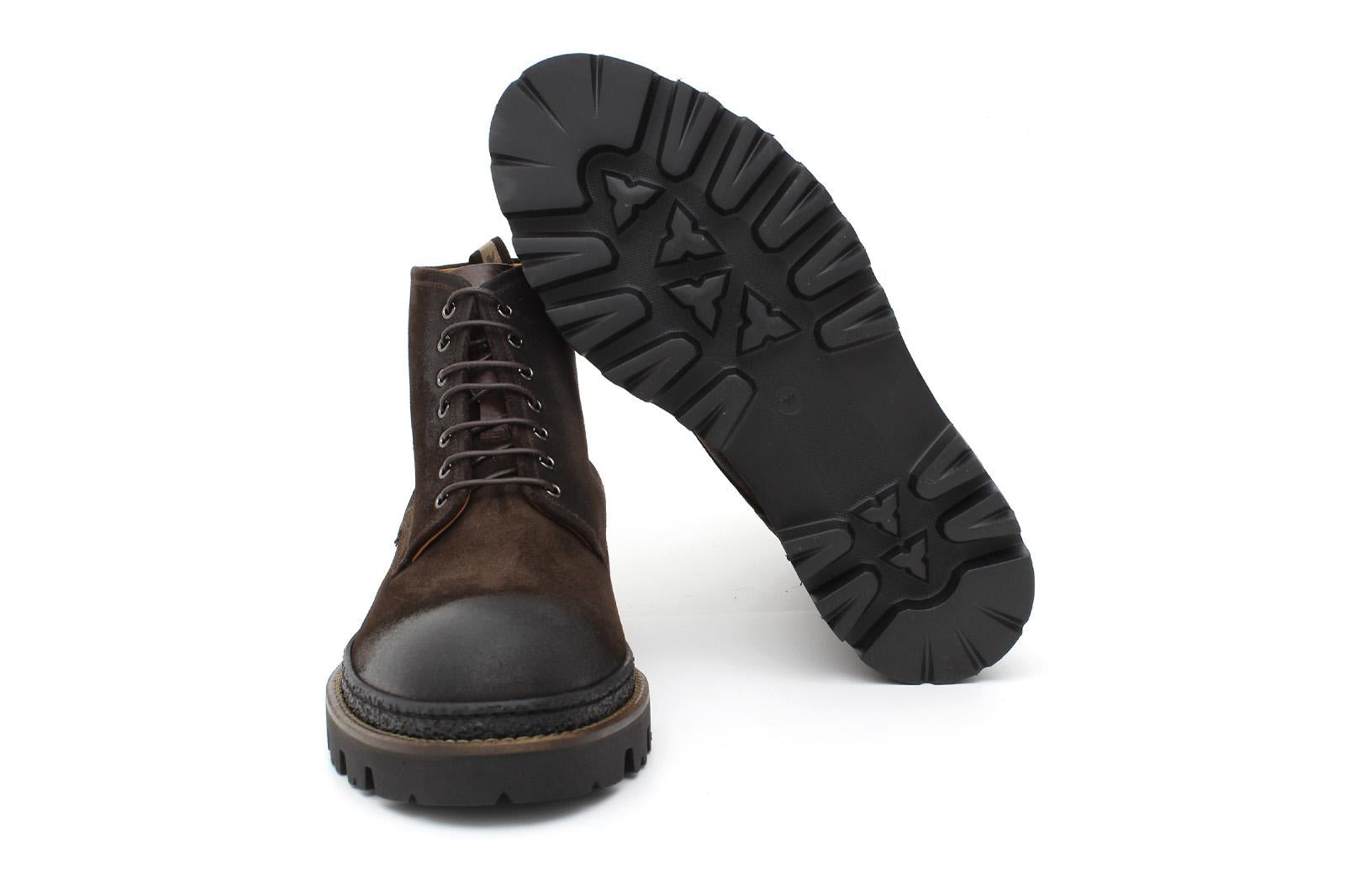 Stivaletto stringato in camoscio invecchiato testa di moro con fondo gomma roccia leggero 9199LPHSQ 110 ROSSI