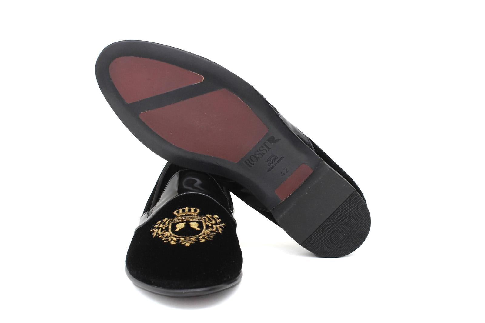 Pantofola con ricamo in velluto nero, riporto in vernice e fondo in cuoio antiscivolo 9671DRAGN 477 ROSSI