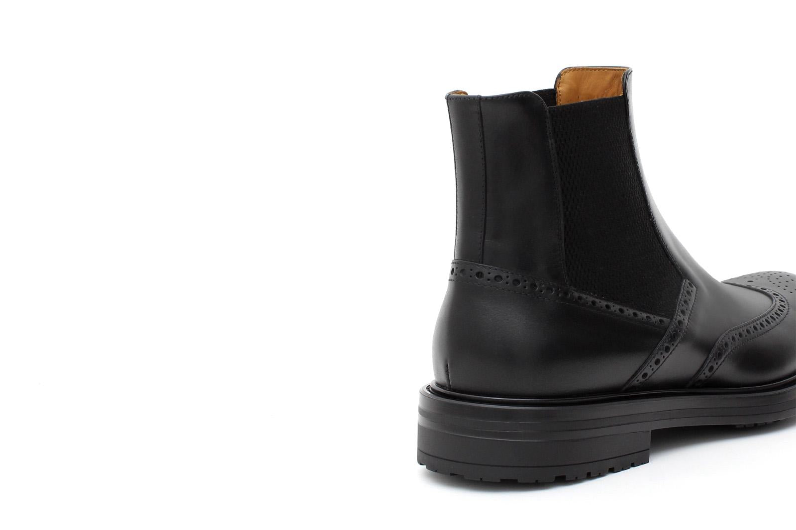 Stivaletto con elastico stile inglese in vitello a fiore nero e fondo in gomma 9176PSNER 281 ROSSI