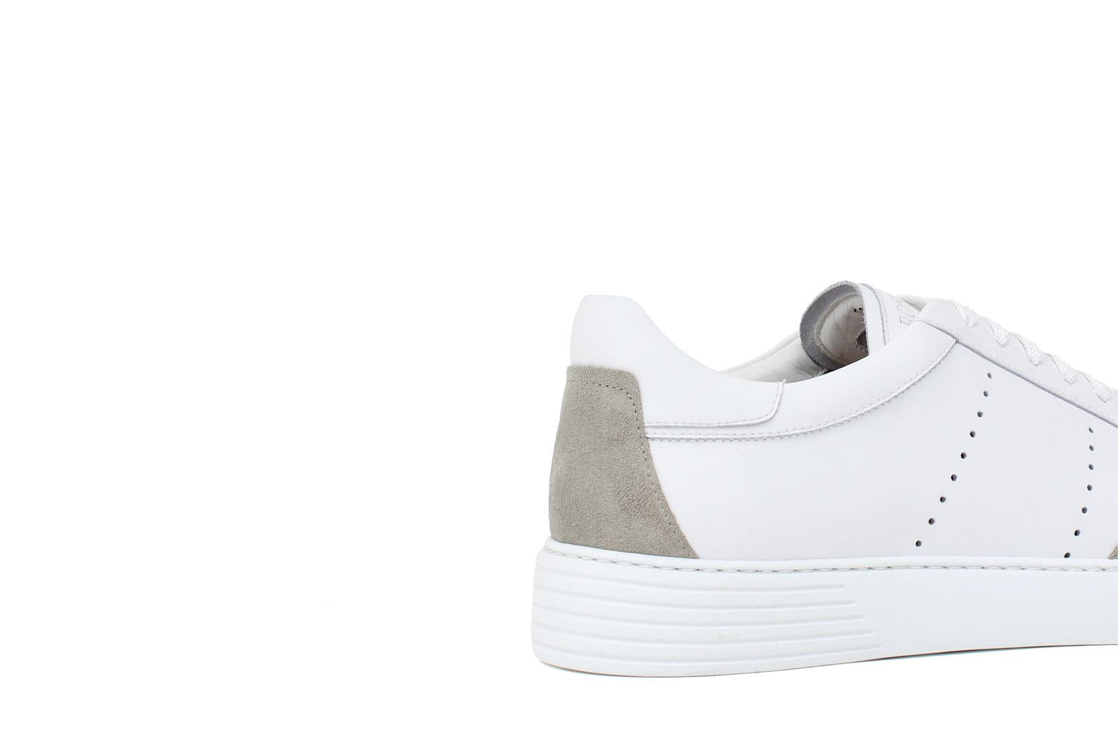 Sneaker in vitello bianco con riporto in camoscio roccia e fondo in gomma leggera 1017FLOR 230 UN ROSSI
