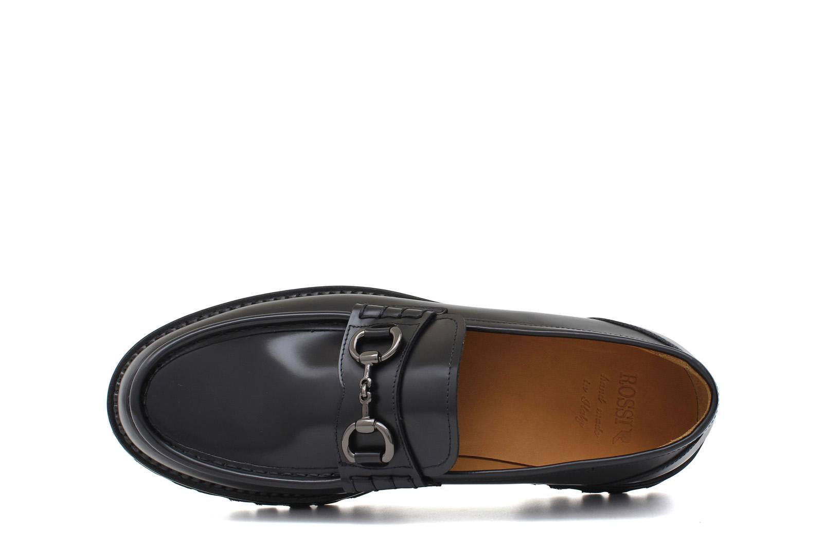 Mocassino College bordato in vitello spazzolato nero e fondo in gomma leggera 403MCNE 280 ROSSI