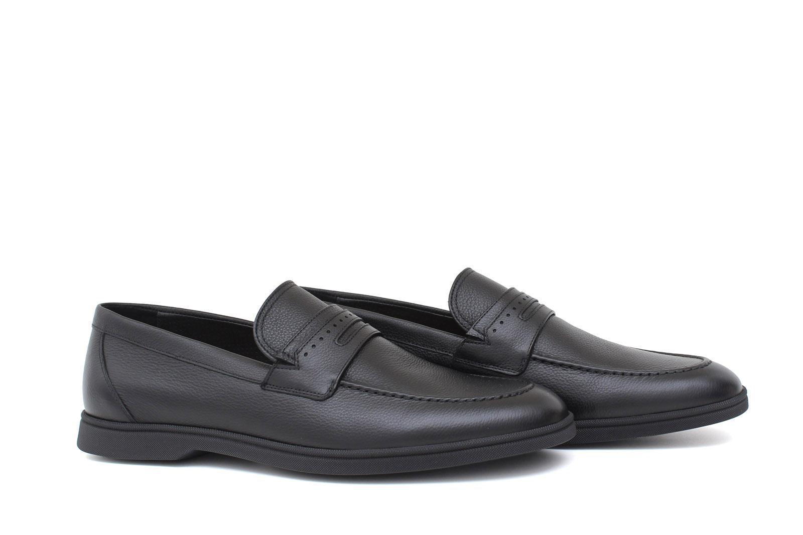 Mocassino in vitello morbido color nero con fondo in gomma cucita blake 1074LOSNE 94 ROSSI 