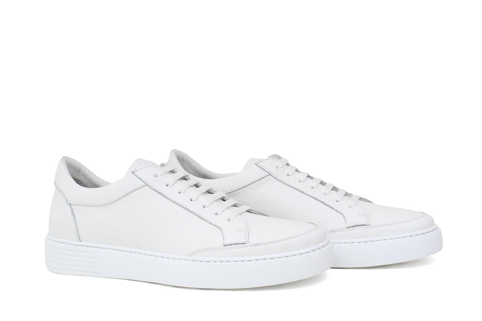 Sneaker in vitello dollaro color off white e fondo in gomma leggera cucito 643LBOW 997 ROSSI 