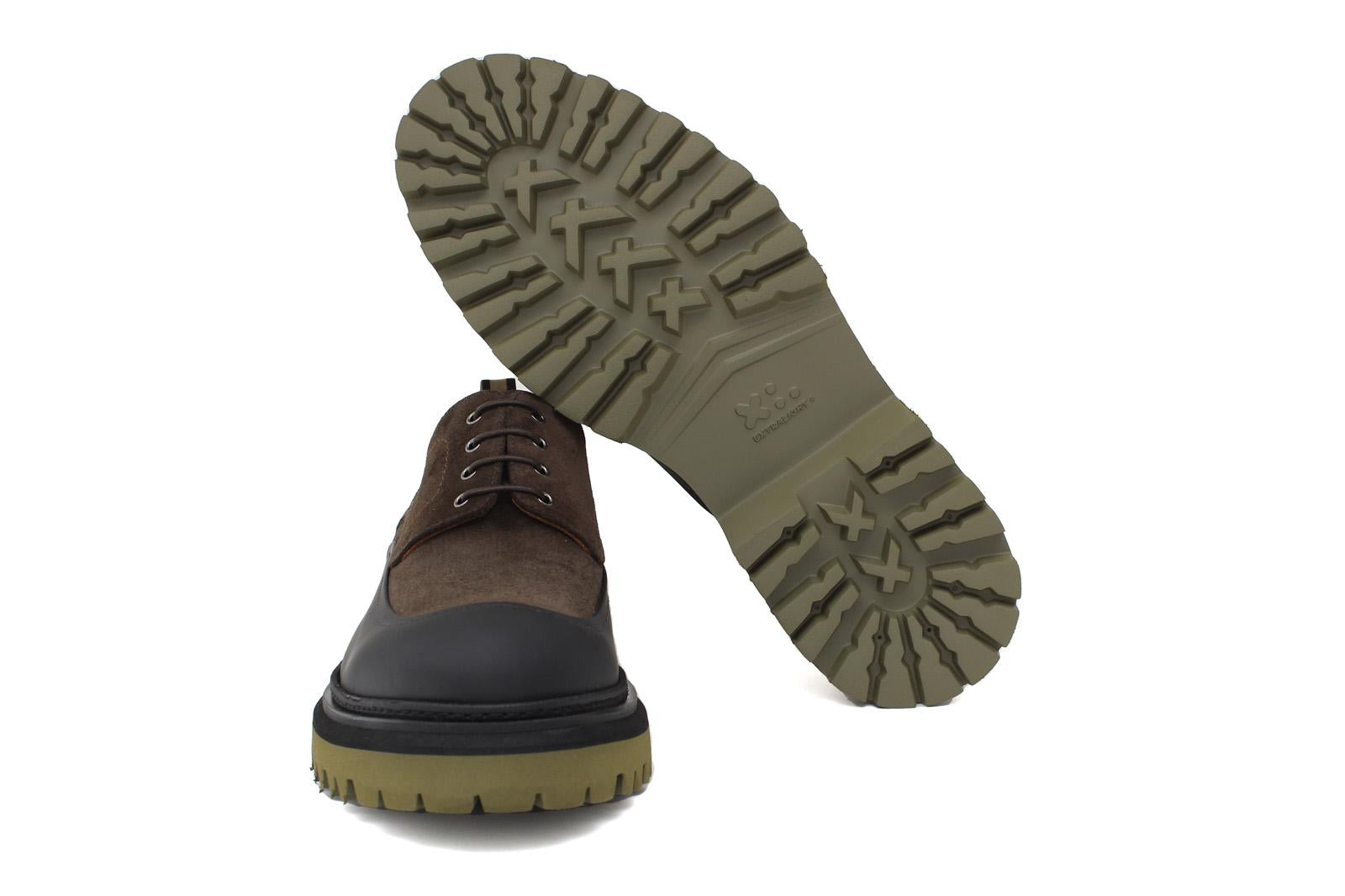 Derby  in camoscio ingrassato testa di moro, riporto in caucciù con fondo in gomma leggera 412HSQ 1046 ROSSI 