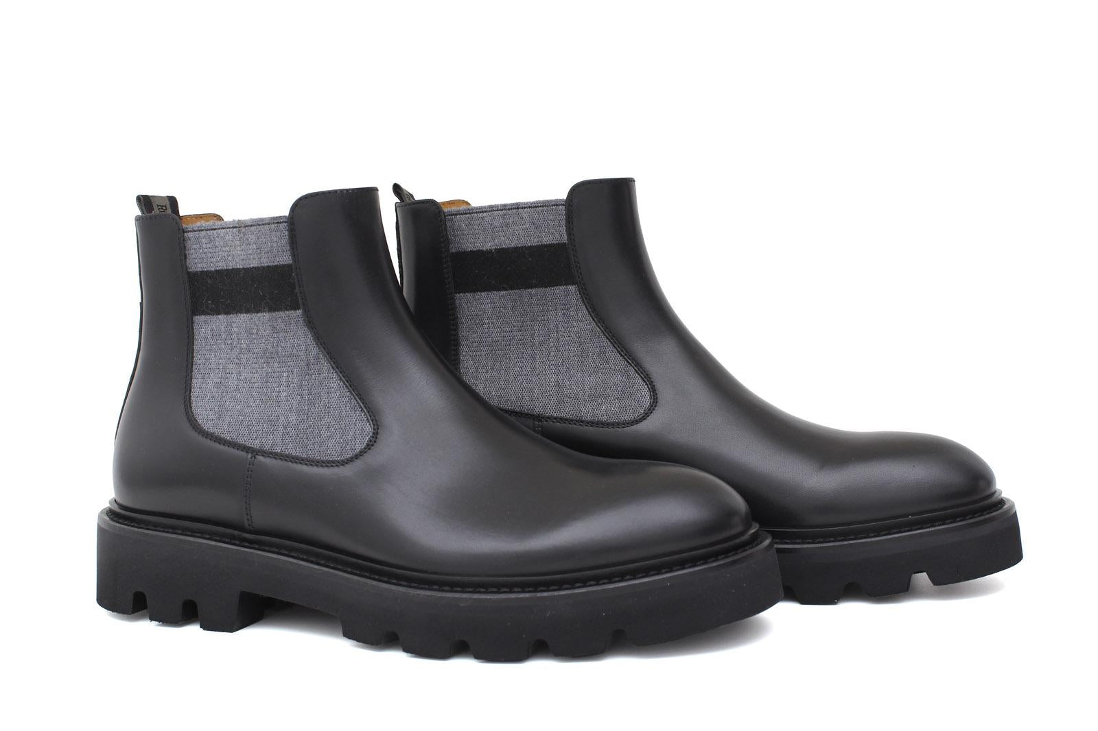 Stivaletto beatles in vitello nero e fondo in gomma leggera 9154CTPBN 1082 ROSSI 