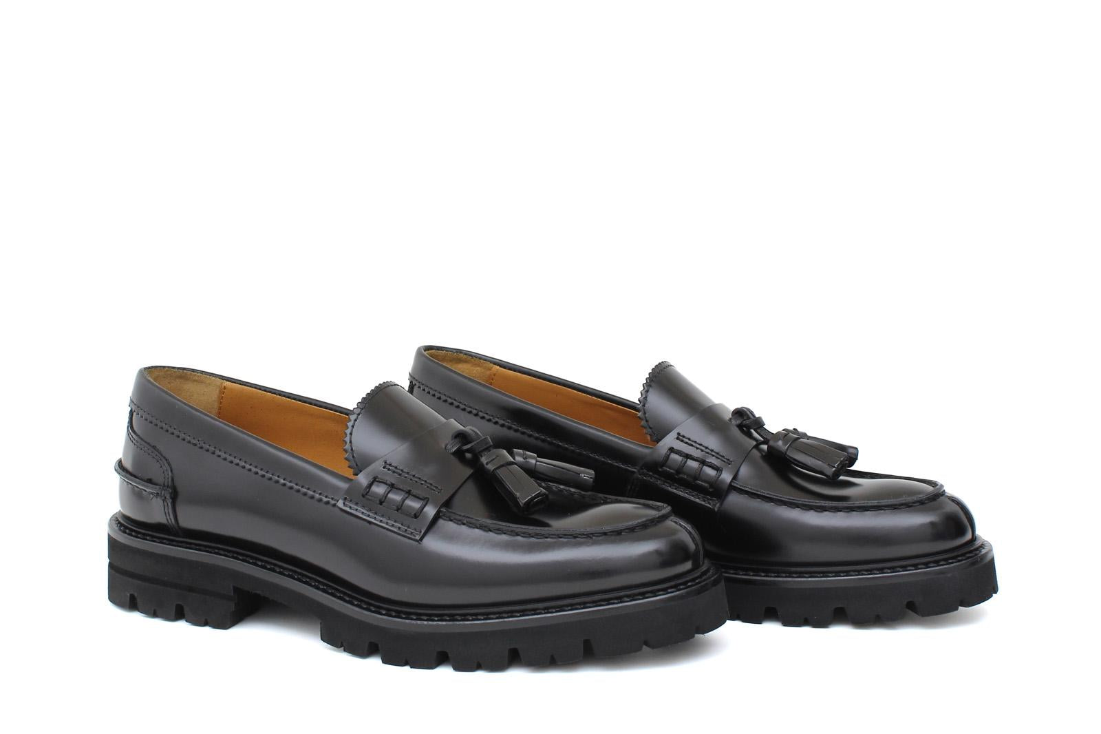 College donna stile inglese in vitello spazzolato nero  con fondo in gomma leggera D202RCNE 34 ROSSI 