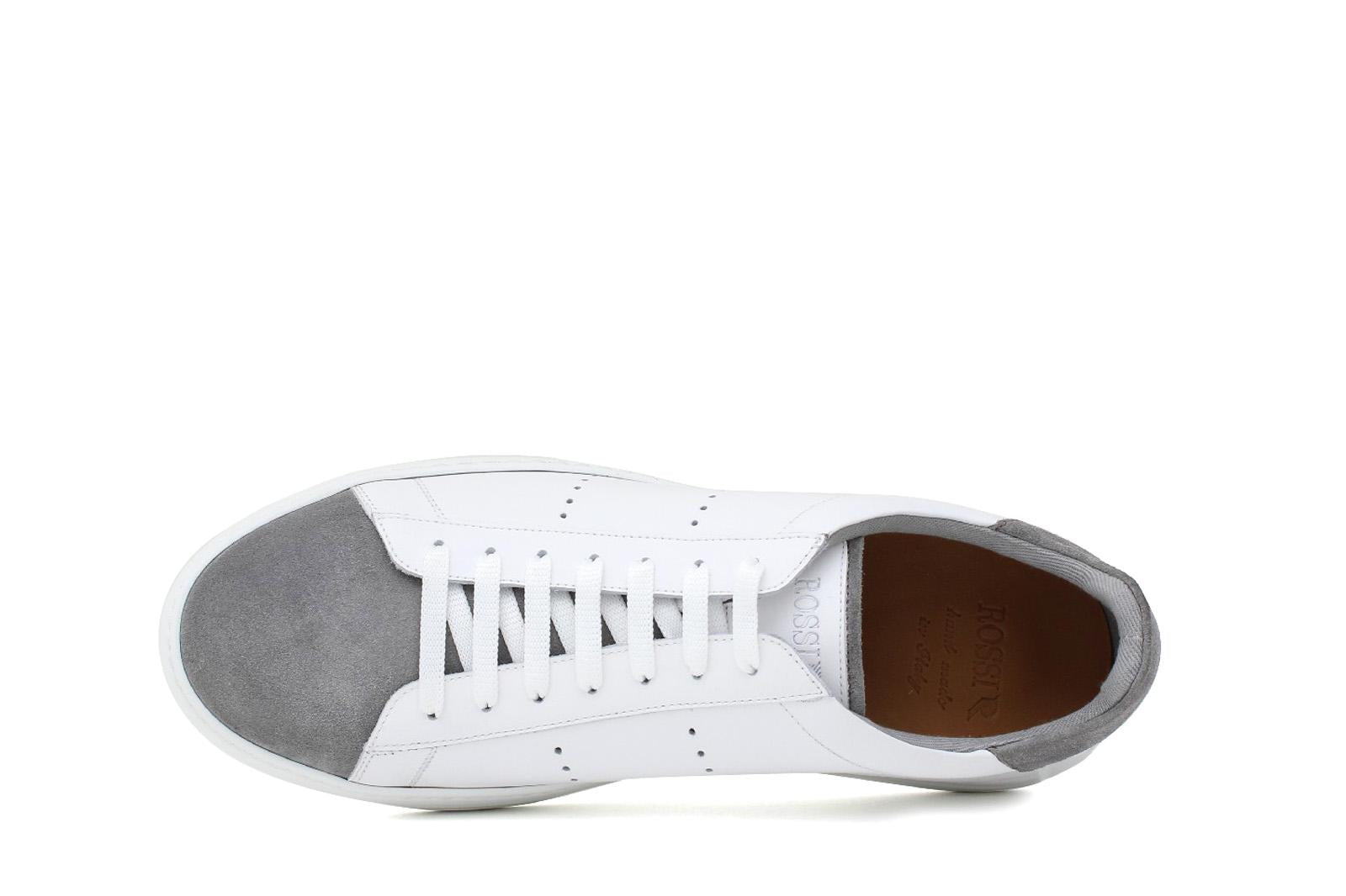 Sneaker in vitello bianco con riporti  in camoscio grigio e fondo in gomma leggera 234FPIOM 482  UN ROSSI 