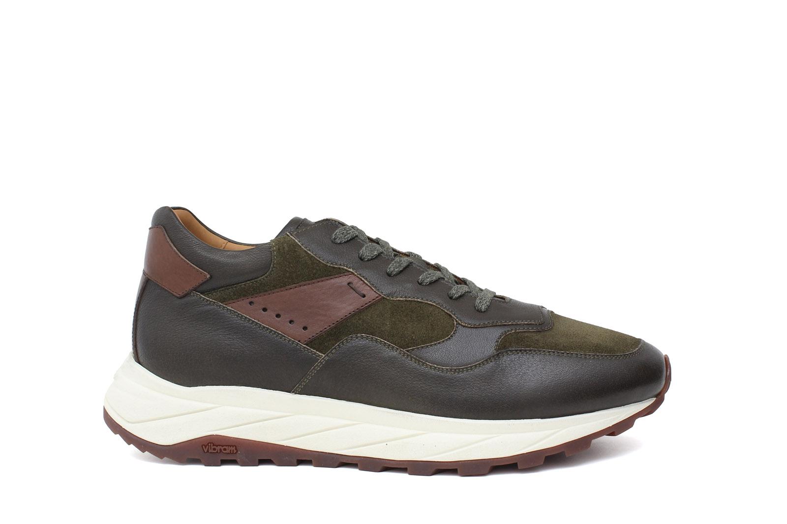 Sneakers in pelle verdone con dettagli marrone e riporto in camoscio verdeone con fondo vibram 800BMIL 285 ROSSI 