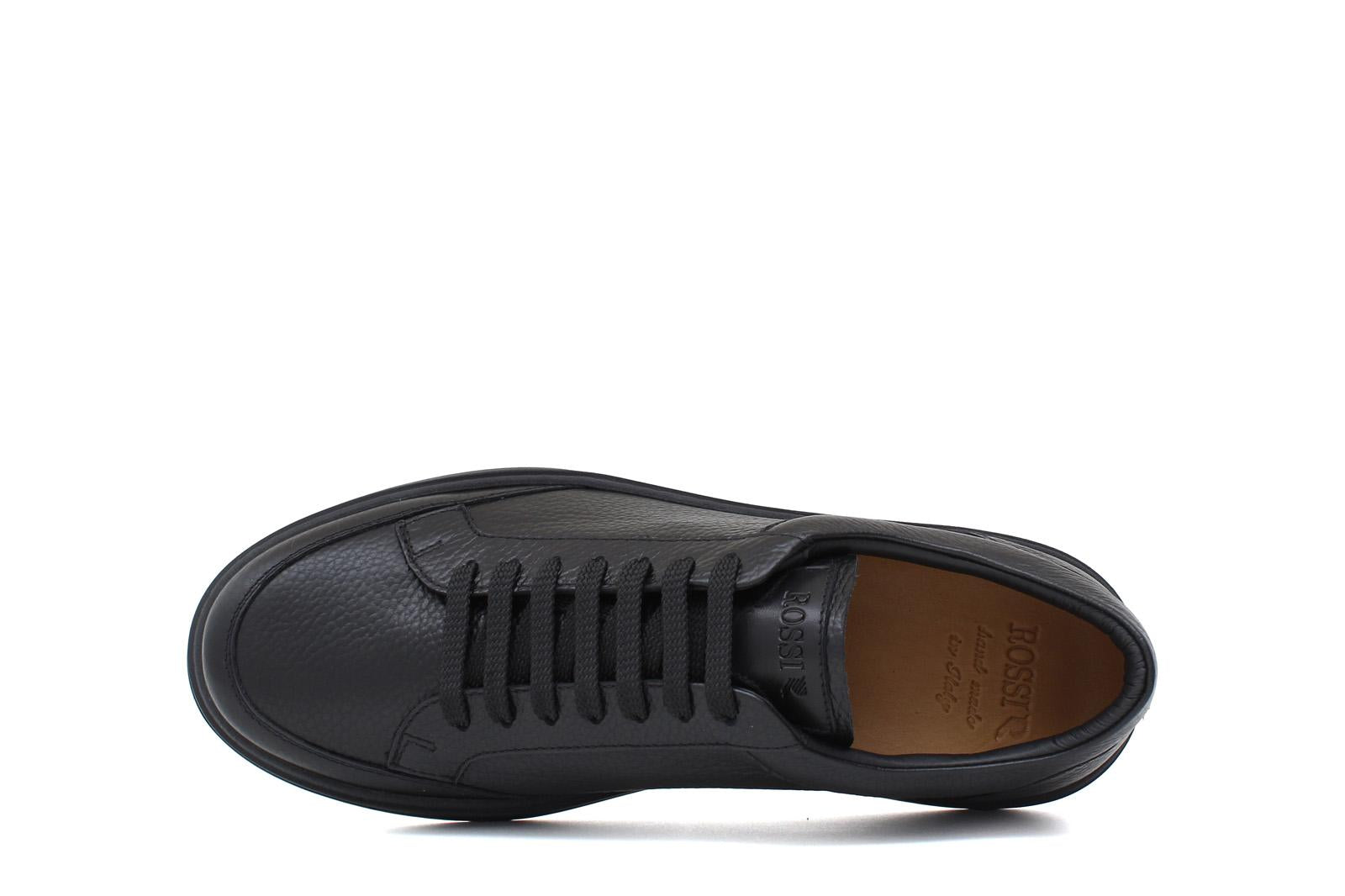 Sneaker in vitello bottalato nero con fondo in gomma tricolore 643LGVBN 617 ROSSI 