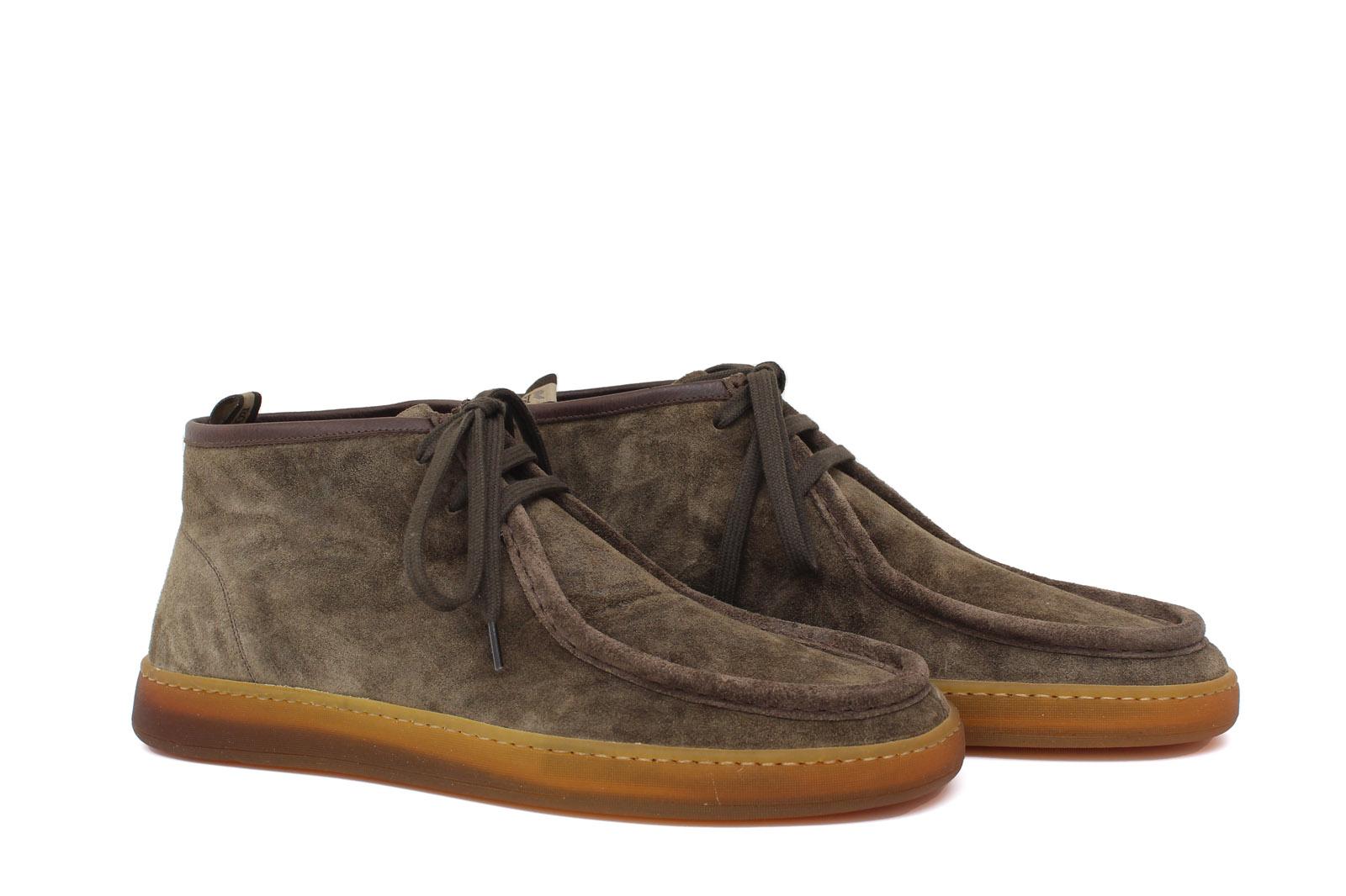Sneaker modello ingegnere in camoscio lavato color marrone con fondo in caucciù naturale 278TSES 508  UN ROSSI 