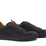 Sneakers in camoscio ingrassato colore carbone con fondo in gomma 872HSCAR 20  UN ROSSI 