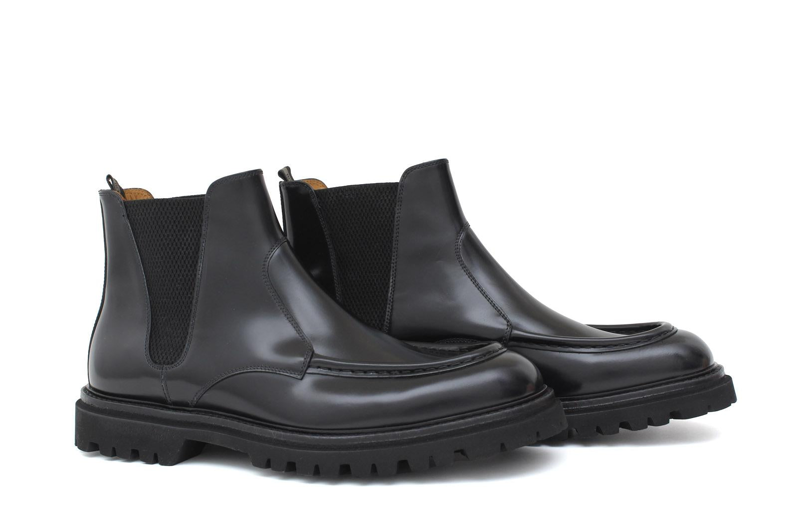 Stivaletto modello beatles in vitello spazzolato semilucido nero e fondo in gomma leggera 881PCN 398 ROSSI 