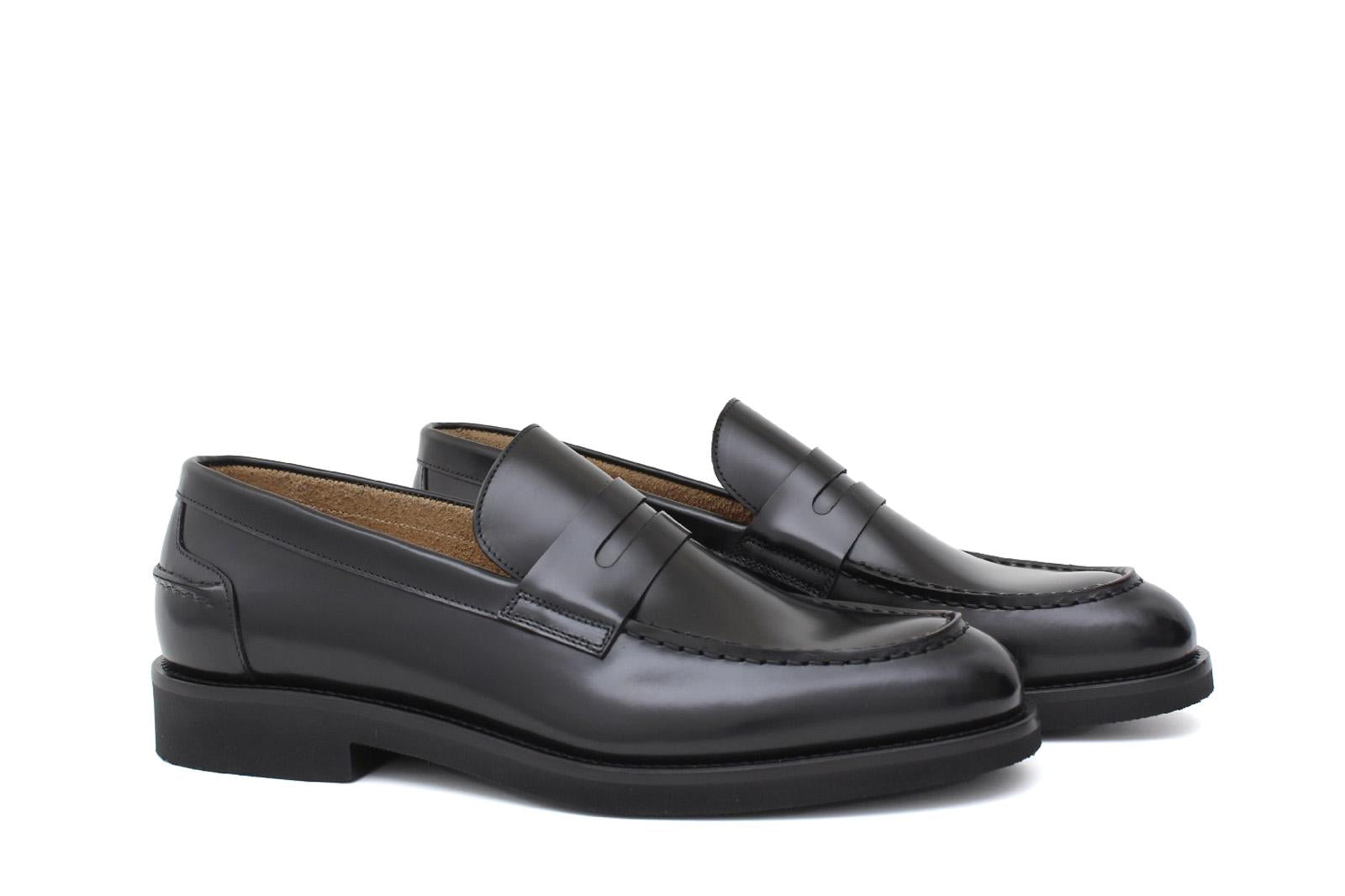 Mocassino sfoderato in vitello spazzolato nero con fondo in gomma leggera 6651GCHENER 122 ROSSI 