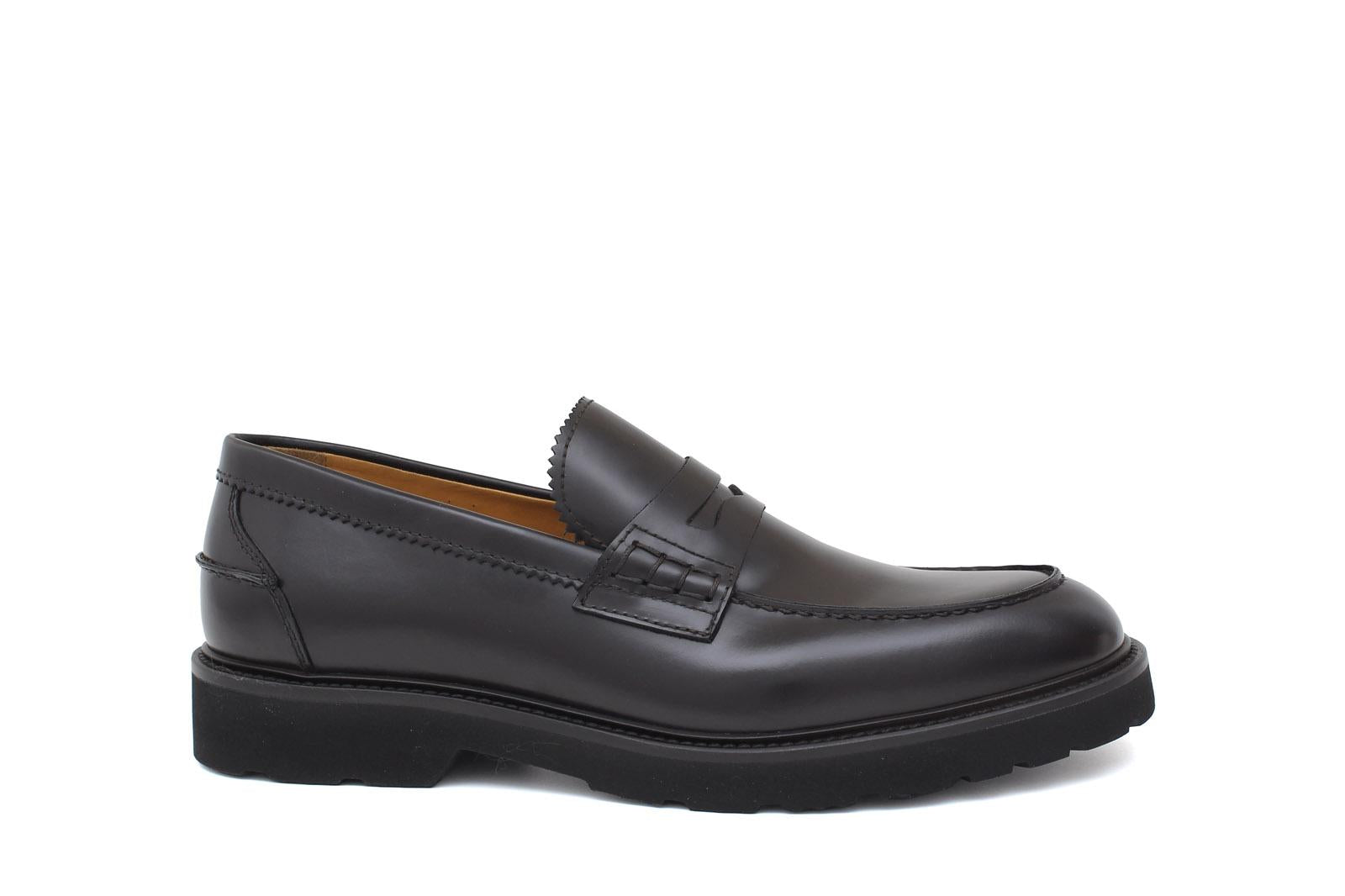 Mocassino college in vitello spazzolato testa di moro con fondo in gomma leggera 1552CALFTM 208 ROSSI 