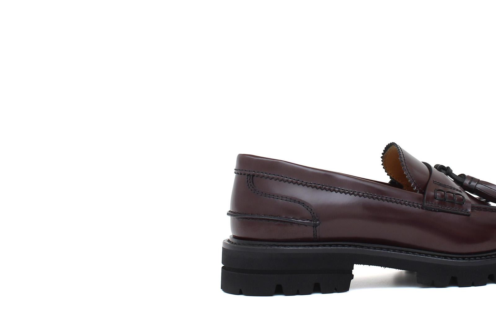 College donna stile inglese in vitello spazzolato bordò  con fondo in gomma leggera D202RCBOR 36 ROSSI 