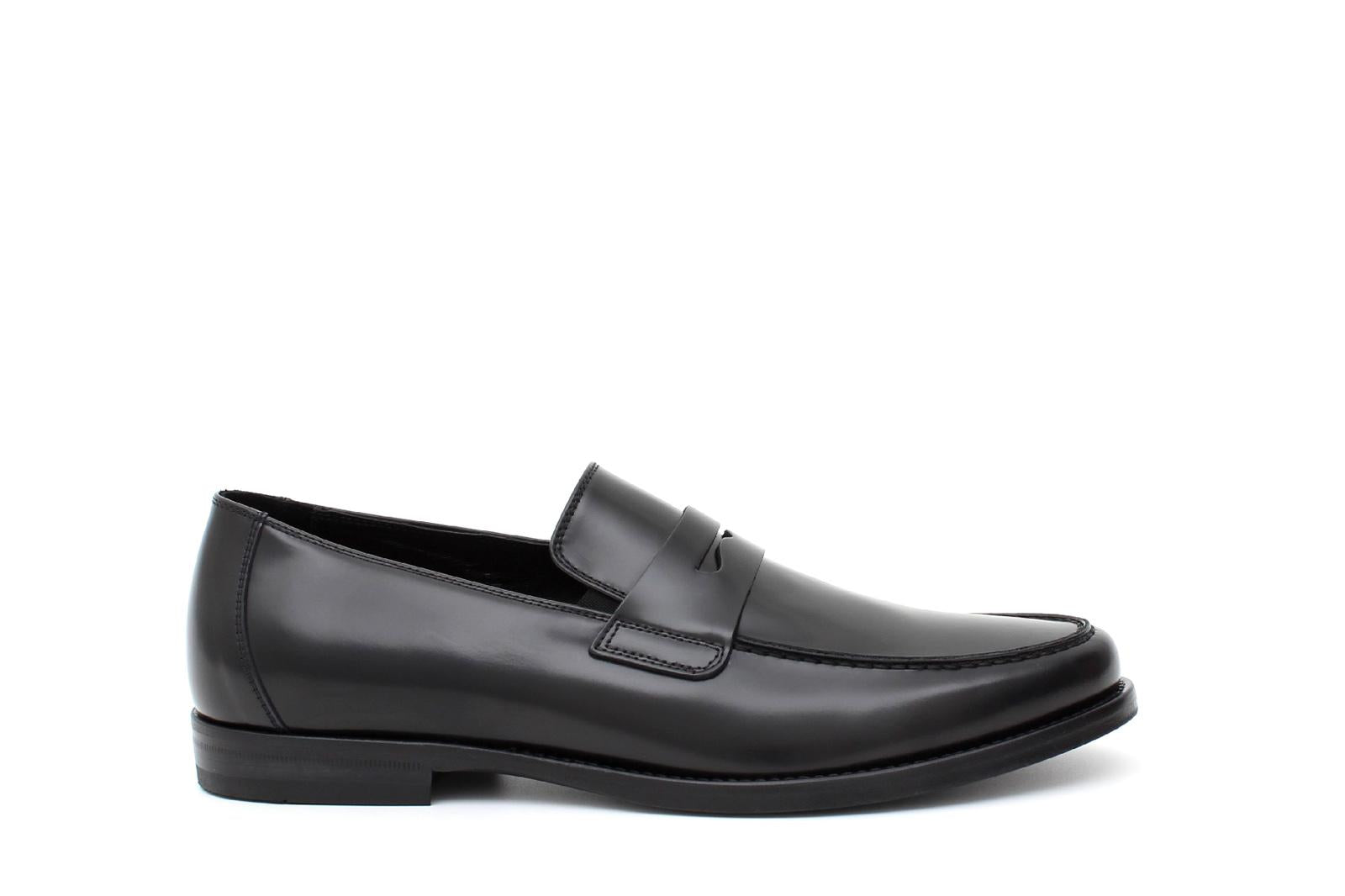 Mocassino con mascherina in vitello spazzolato nero  e fondo in cuoio 6834TNCUO 203 ROSSI 