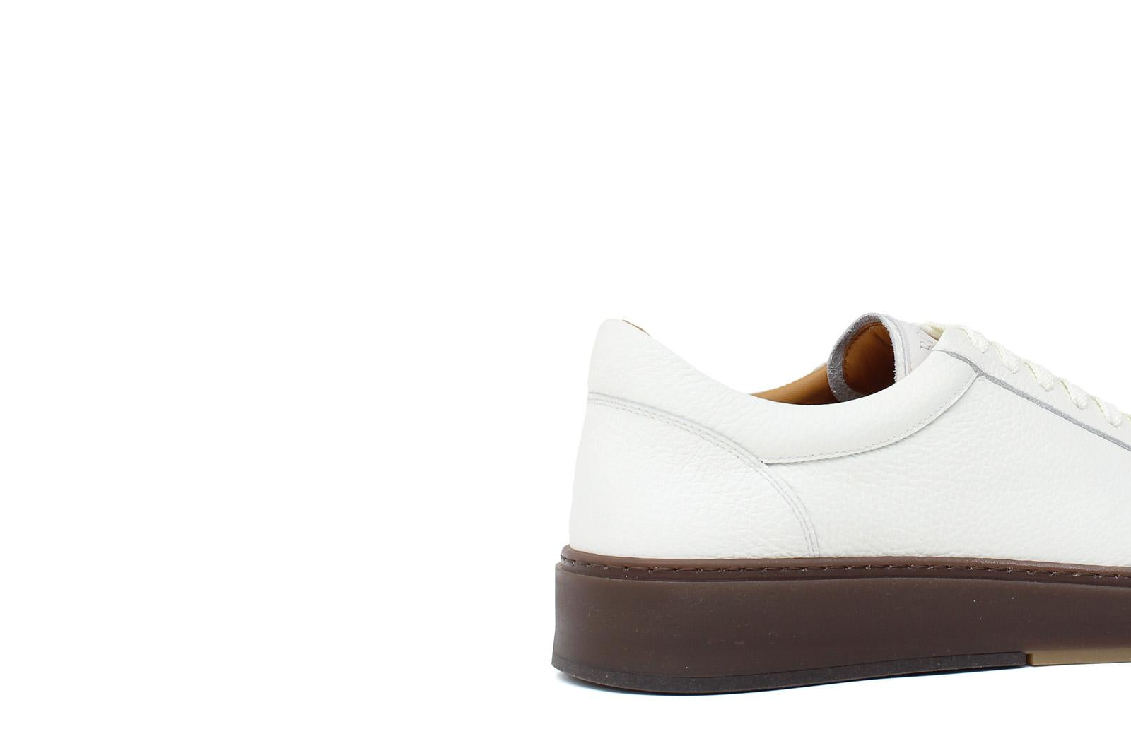 Sneaker in vitello bottalato crema  con fondo in gomma tricolore 643LGVBCRE 94 ROSSI 