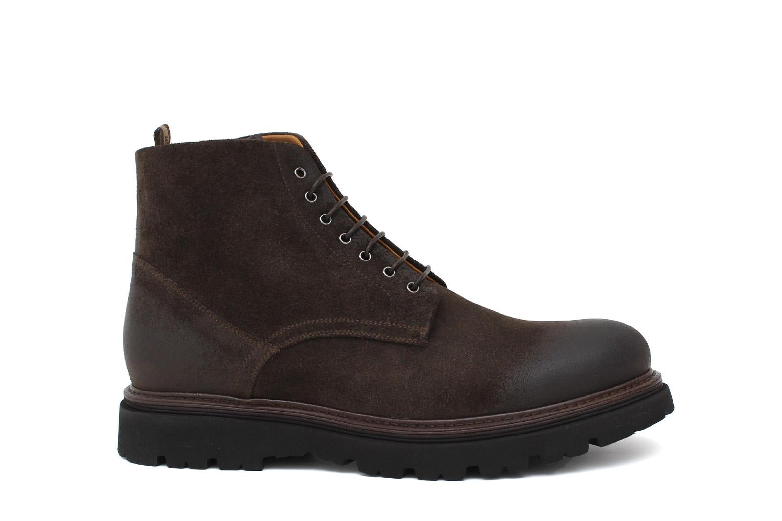 Stivaletto stringato in camoscio ingrassato testa di moro con fondo in gomma leggero 8189PLHSQ 1019 ROSSI 