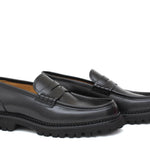 Mocassino College bordato in vitello spazzolato nero e fondo in gomma leggera 403CALNE 78 ROSSI 