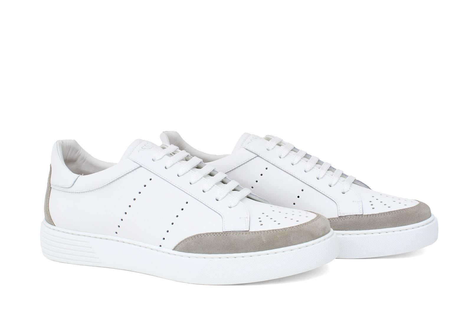 Sneaker in vitello bianco con riporto in camoscio roccia e fondo in gomma leggera 1017FLOR 230  UN ROSSI 