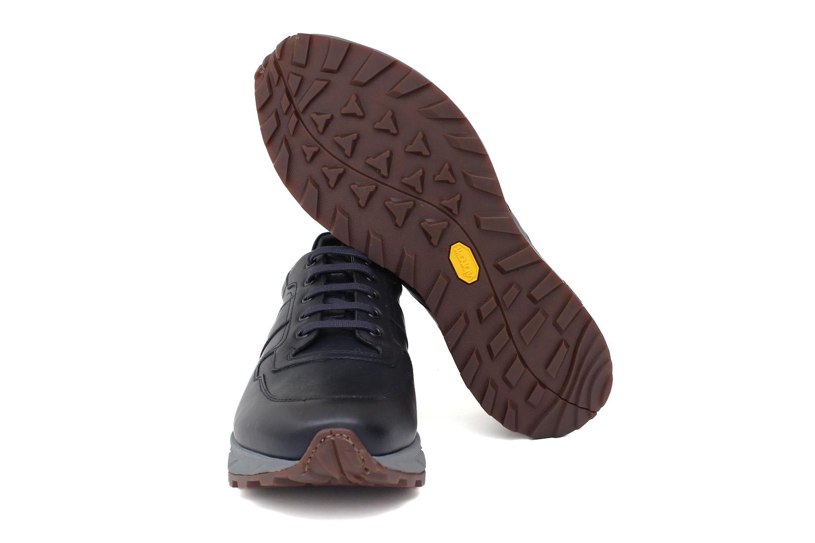 Sneaker in vitello naturale color blu sfumato e fondo in gomma leggera vibram 1255VBLU 629 ROSSI 