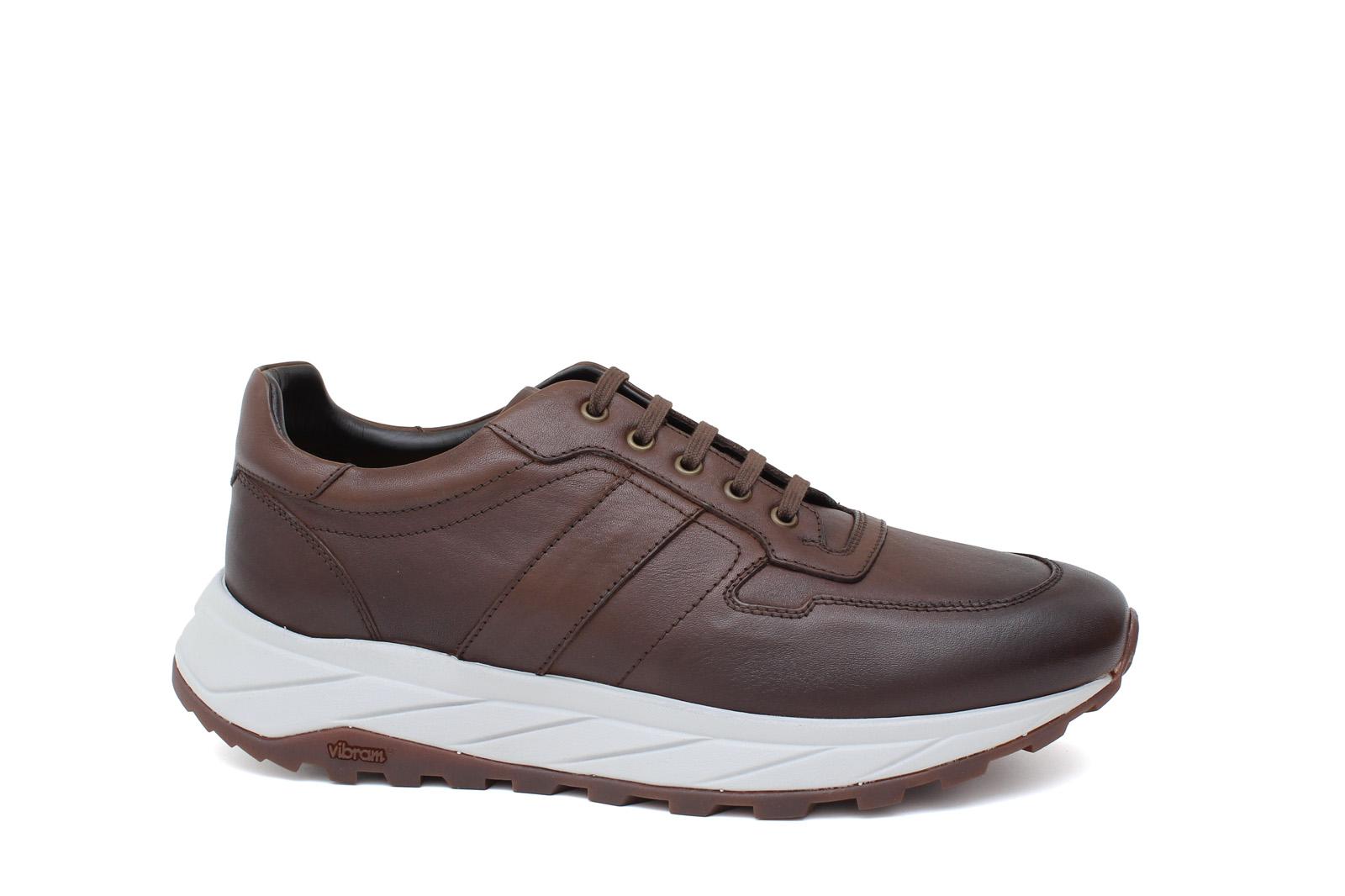 Sneaker in vitello naturale color marrone sfumato e fondo in gomma leggera vibram 1255VCAS 1147 ROSSI 