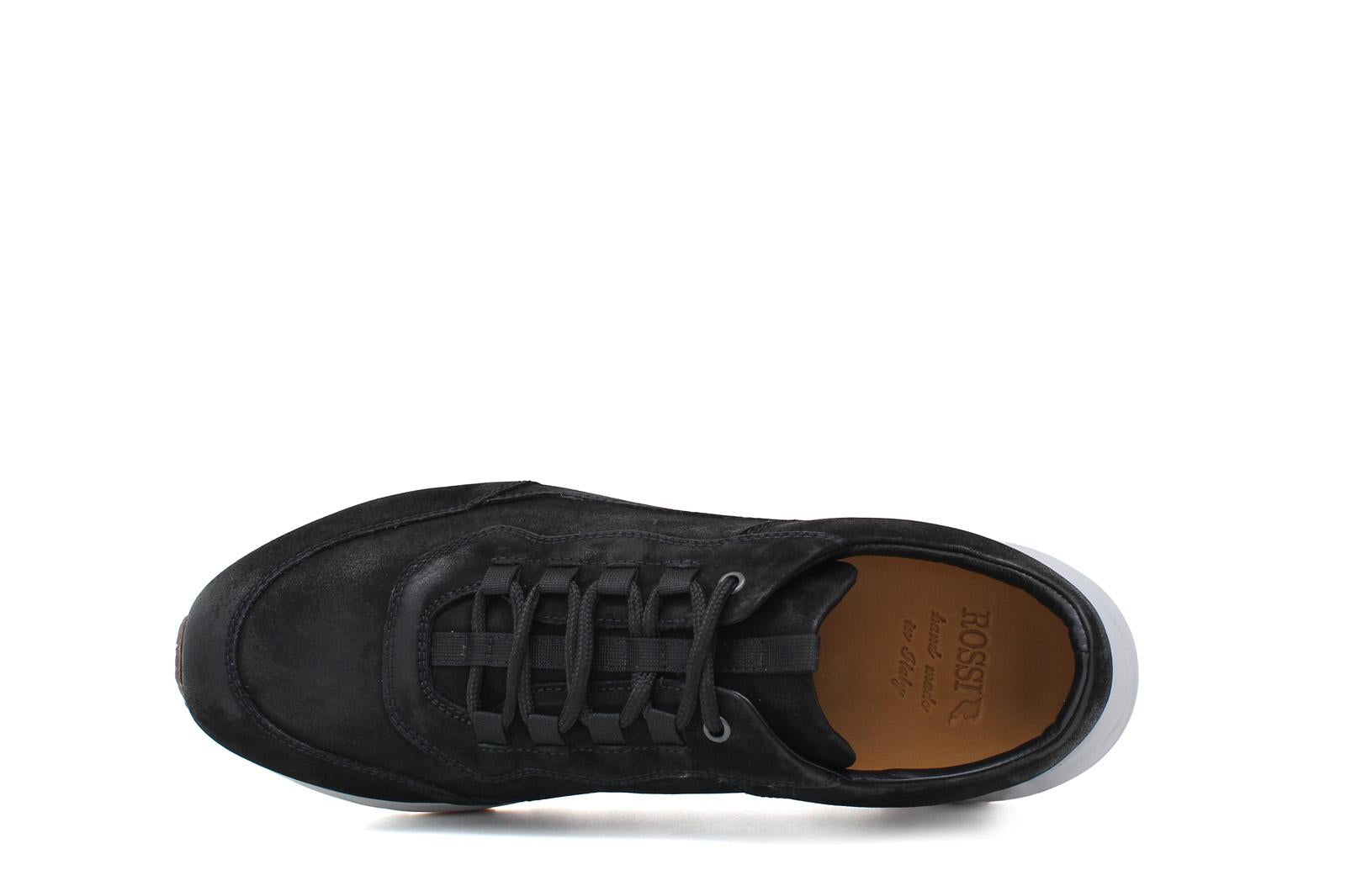 Sneakers in vitello nabuk nero con fondo in gomma leggero vibram 1261BRNE 47 ROSSI 